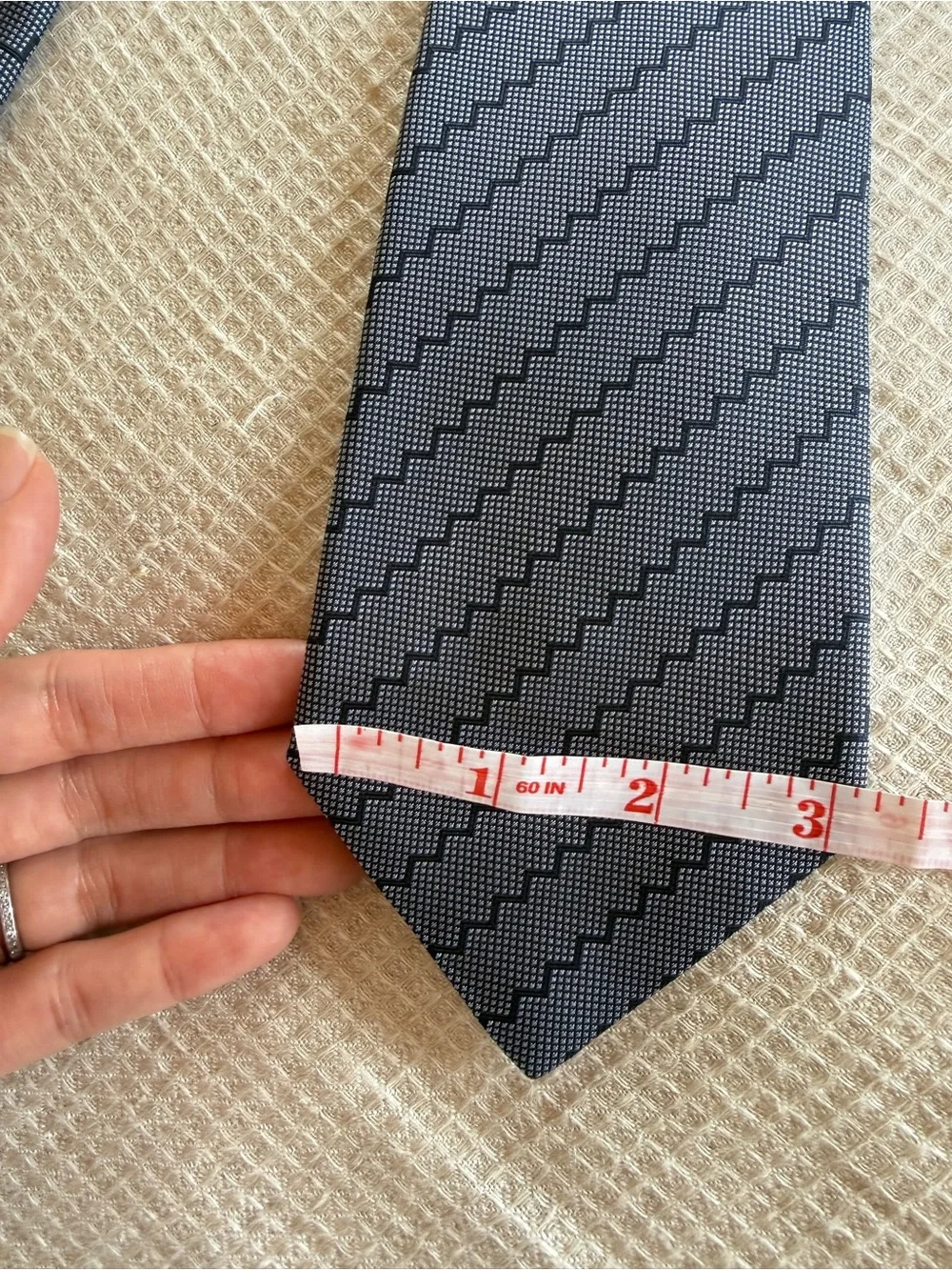 Emporio Armani Made in Italy 100% Silk Tie Navy Blue Geometric 3.25”